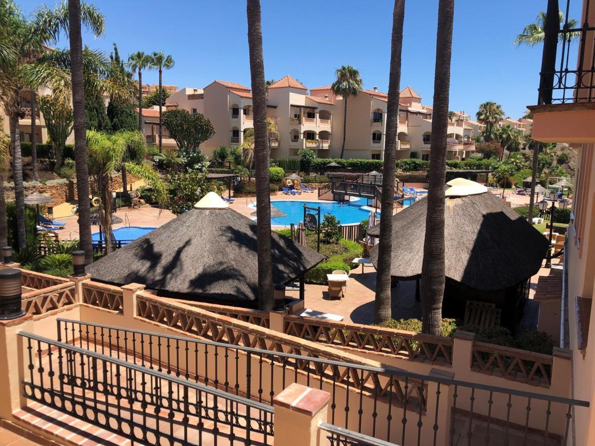 Fantastico Apartamento Con Vistas Al Mar Zona Club La Costa Castillo Фуeнхирола Екстериор снимка