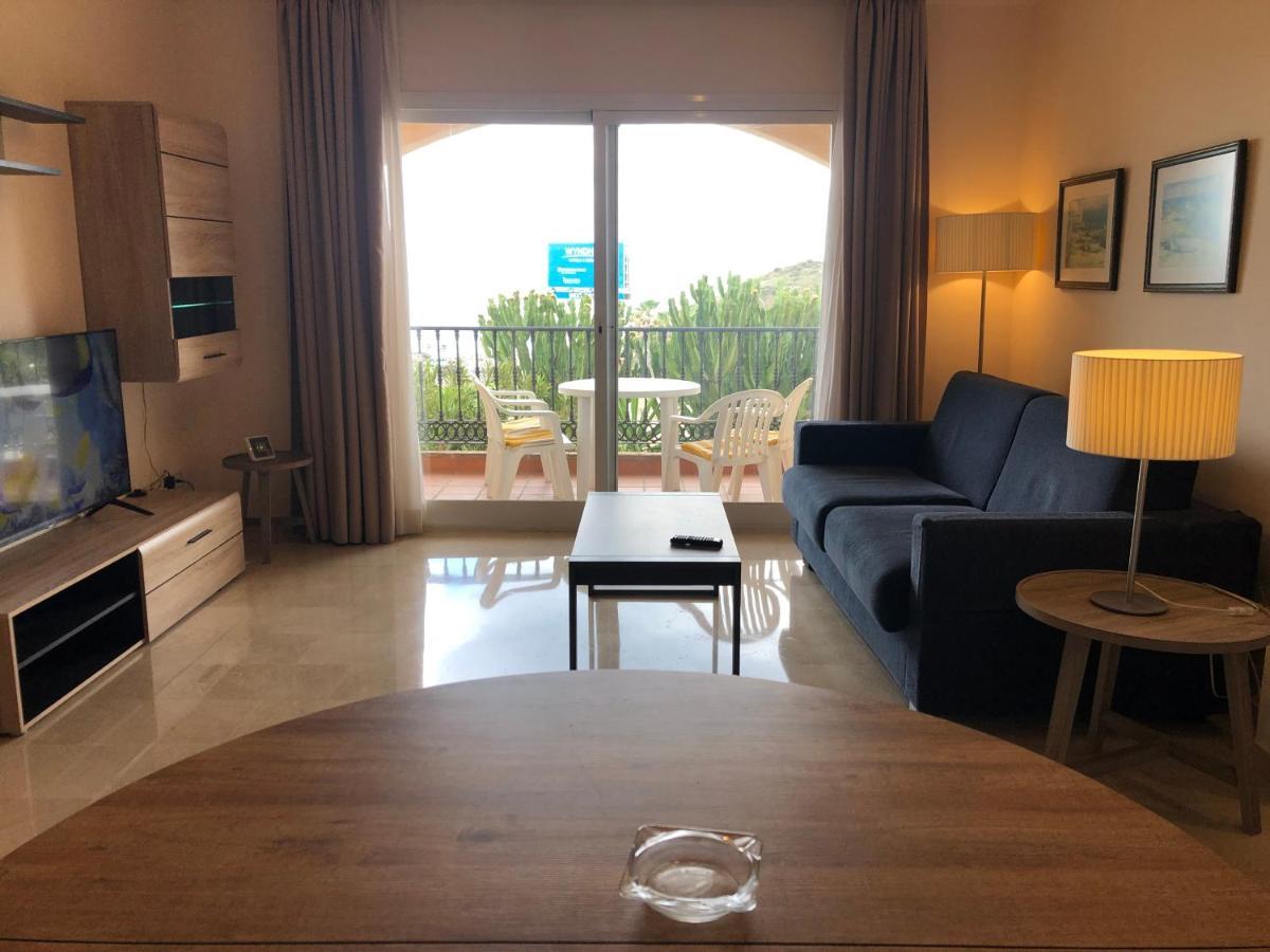 Fantastico Apartamento Con Vistas Al Mar Zona Club La Costa Castillo Фуeнхирола Екстериор снимка