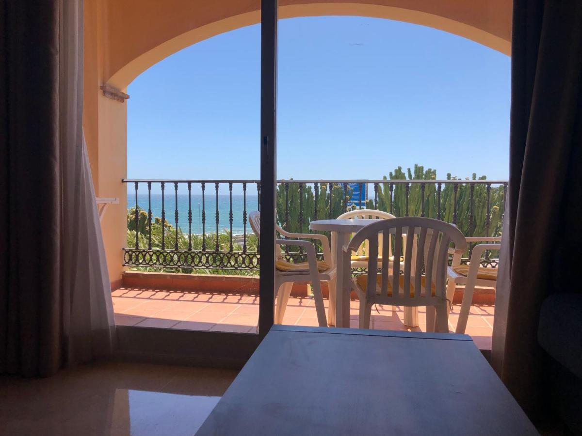 Fantastico Apartamento Con Vistas Al Mar Zona Club La Costa Castillo Фуeнхирола Екстериор снимка