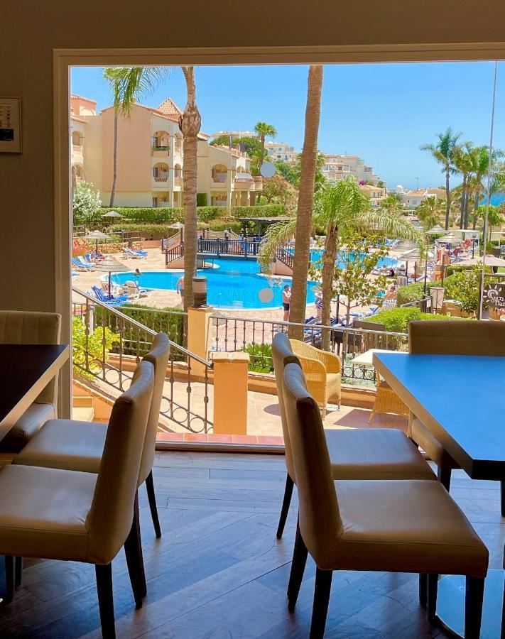 Fantastico Apartamento Con Vistas Al Mar Zona Club La Costa Castillo Фуeнхирола Екстериор снимка