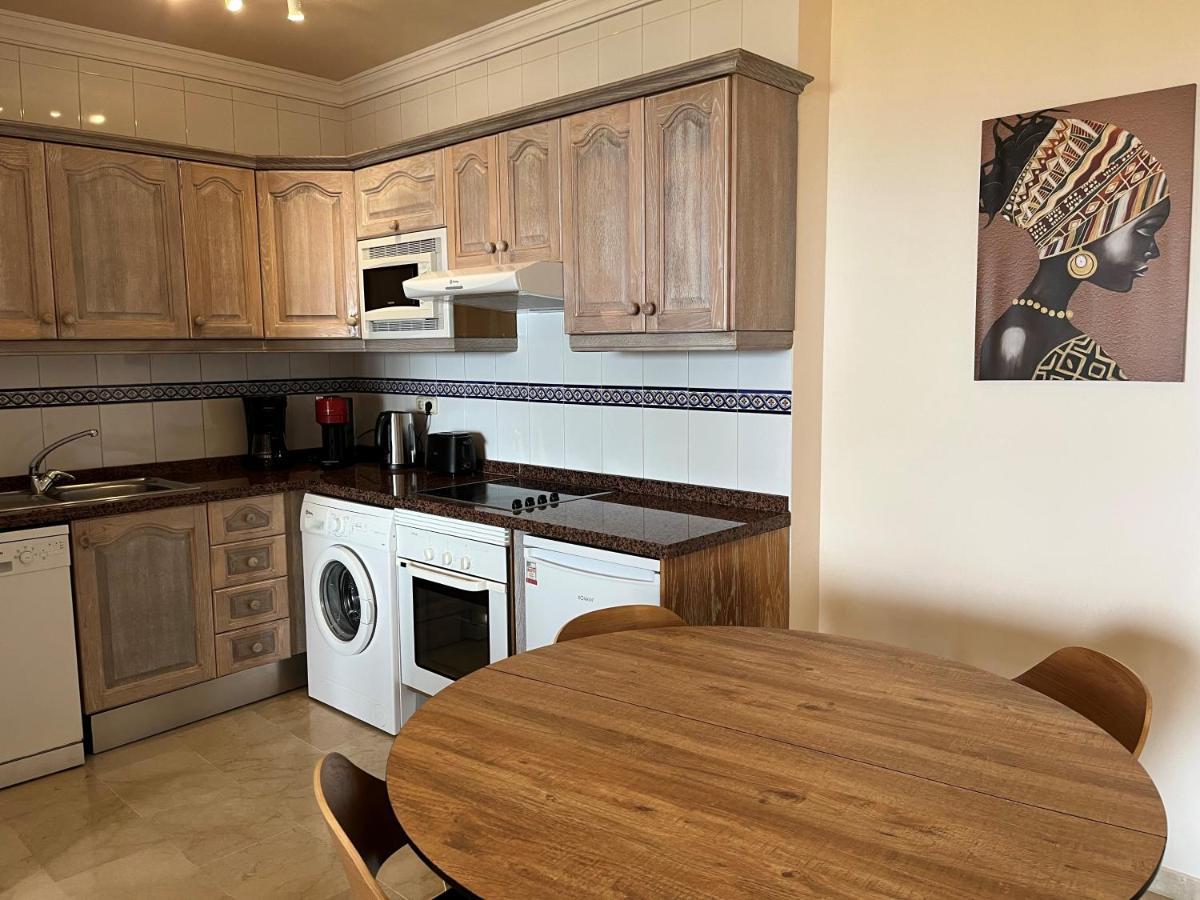 Fantastico Apartamento Con Vistas Al Mar Zona Club La Costa Castillo Фуeнхирола Екстериор снимка