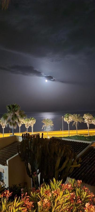 Fantastico Apartamento Con Vistas Al Mar Zona Club La Costa Castillo Фуeнхирола Екстериор снимка