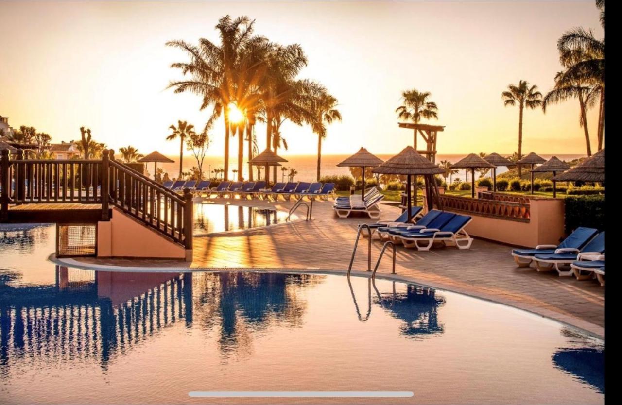 Fantastico Apartamento Con Vistas Al Mar Zona Club La Costa Castillo Фуeнхирола Екстериор снимка